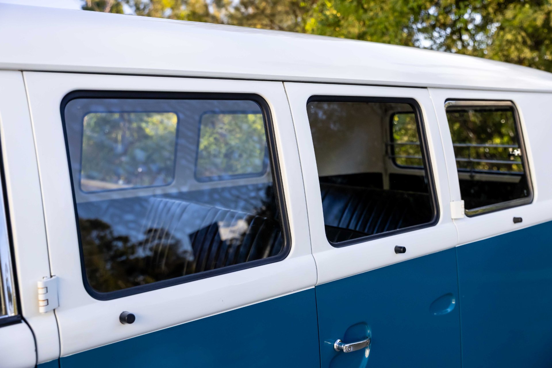1966 VW Kombi T1 Splitscreen – Turn-Key 7-Seater Cruiser (1968cc Stroker)