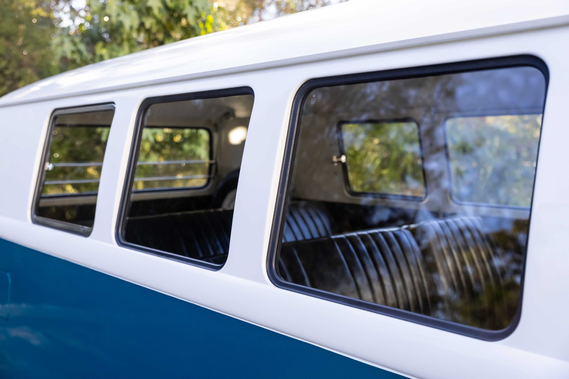1966 VW Kombi T1 Splitscreen – Turn-Key 7-Seater Cruiser (1968cc Stroker)