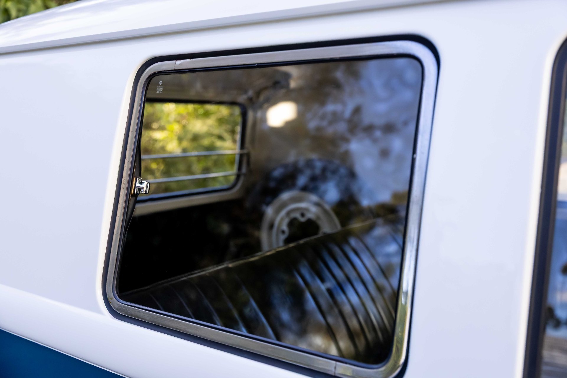 1966 VW Kombi T1 Splitscreen – Turn-Key 7-Seater Cruiser (1968cc Stroker)