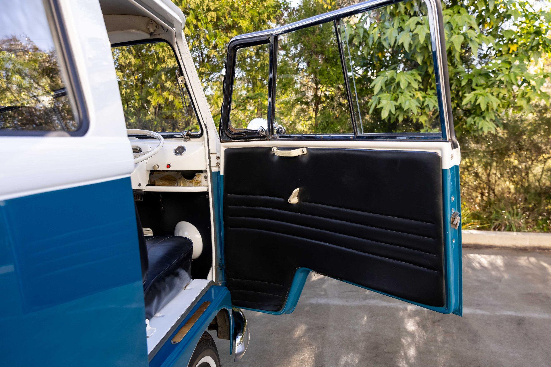 1966 VW Kombi T1 Splitscreen – Turn-Key 7-Seater Cruiser (1968cc Stroker)