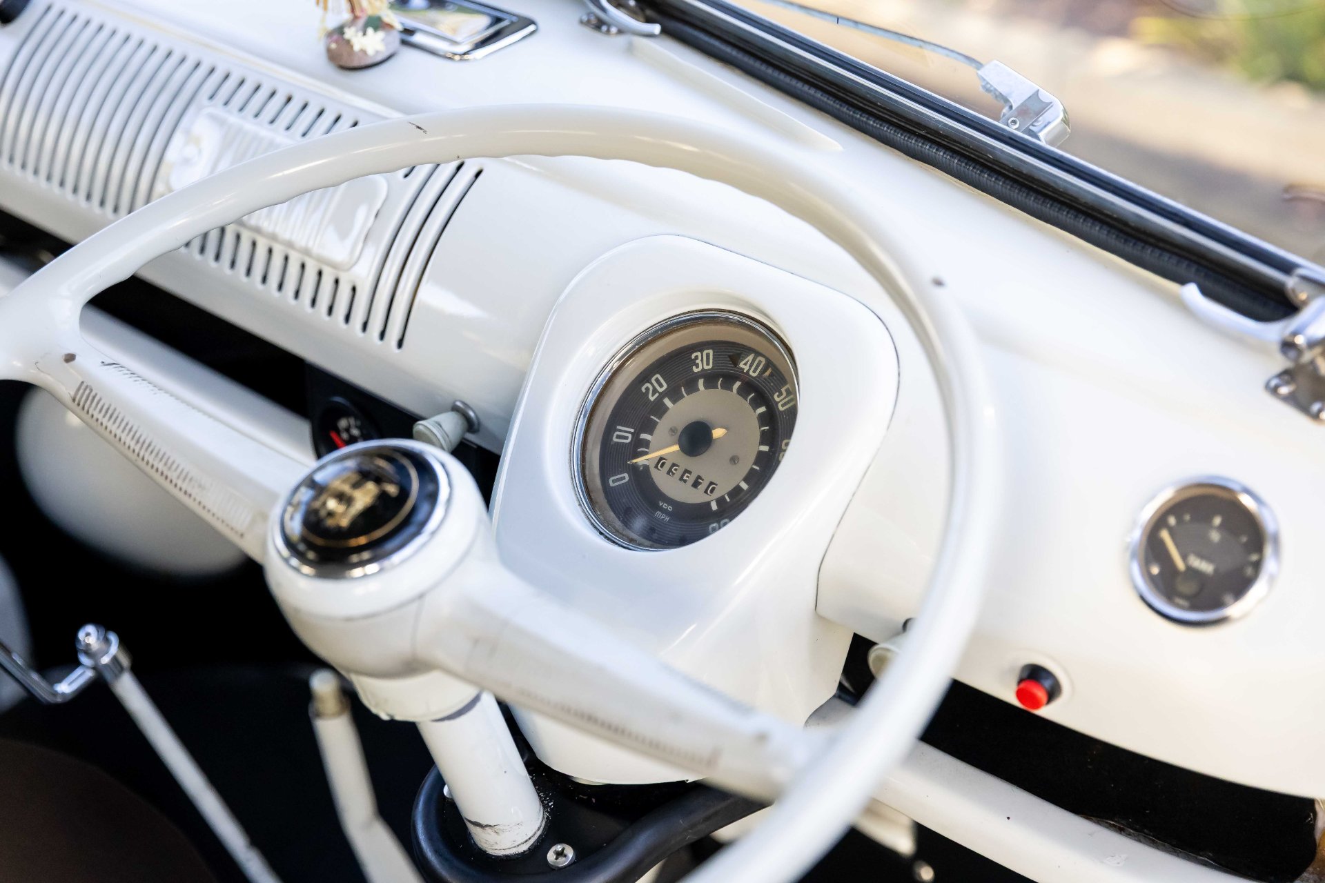 1966 VW Kombi T1 Splitscreen – Turn-Key 7-Seater Cruiser (1968cc Stroker)