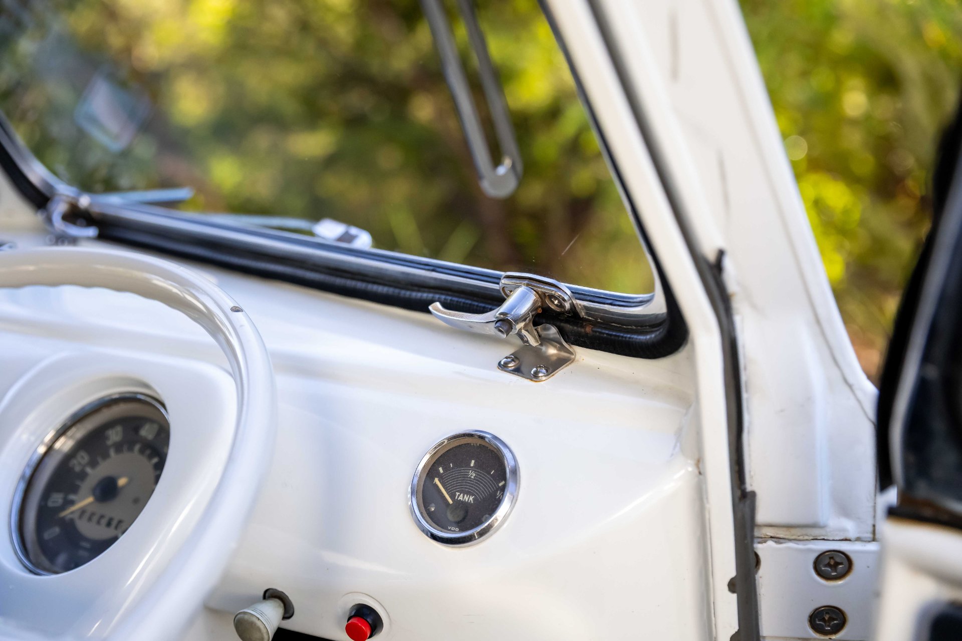 1966 VW Kombi T1 Splitscreen – Turn-Key 7-Seater Cruiser (1968cc Stroker)