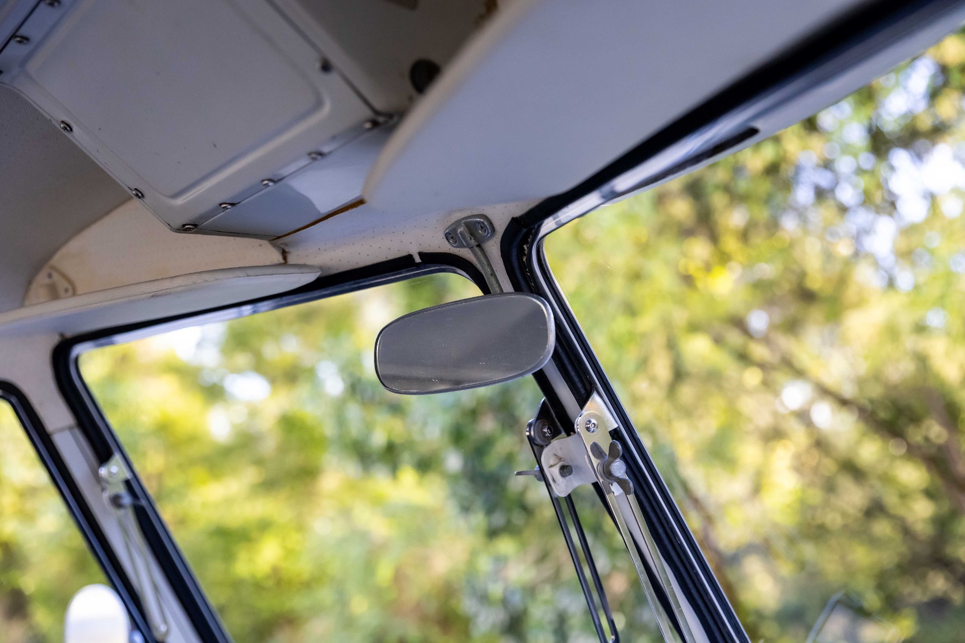 1966 VW Kombi T1 Splitscreen – Turn-Key 7-Seater Cruiser (1968cc Stroker)
