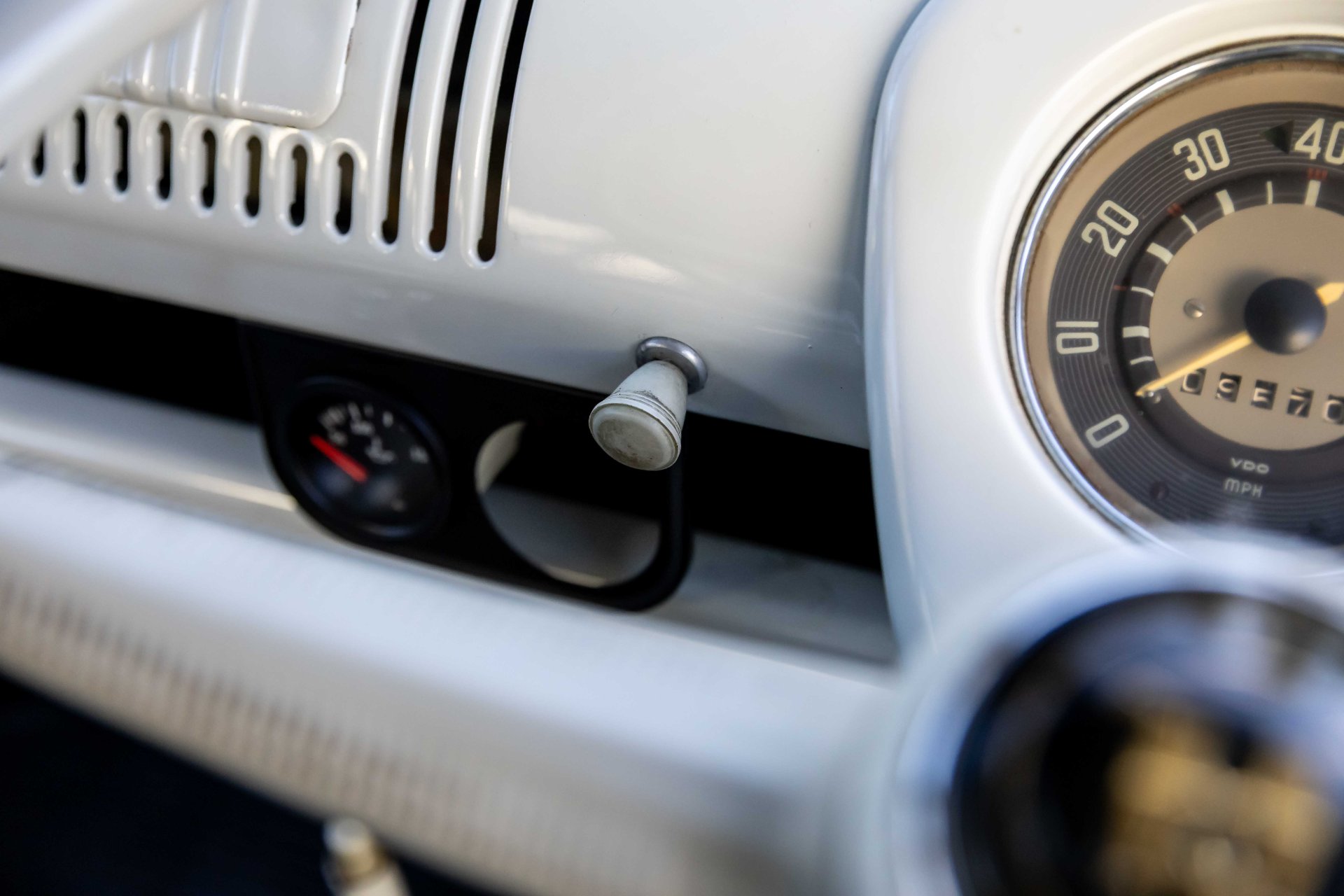 1966 VW Kombi T1 Splitscreen – Turn-Key 7-Seater Cruiser (1968cc Stroker)
