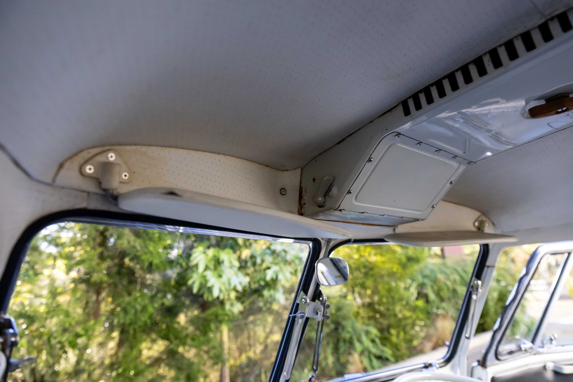 1966 VW Kombi T1 Splitscreen – Turn-Key 7-Seater Cruiser (1968cc Stroker)