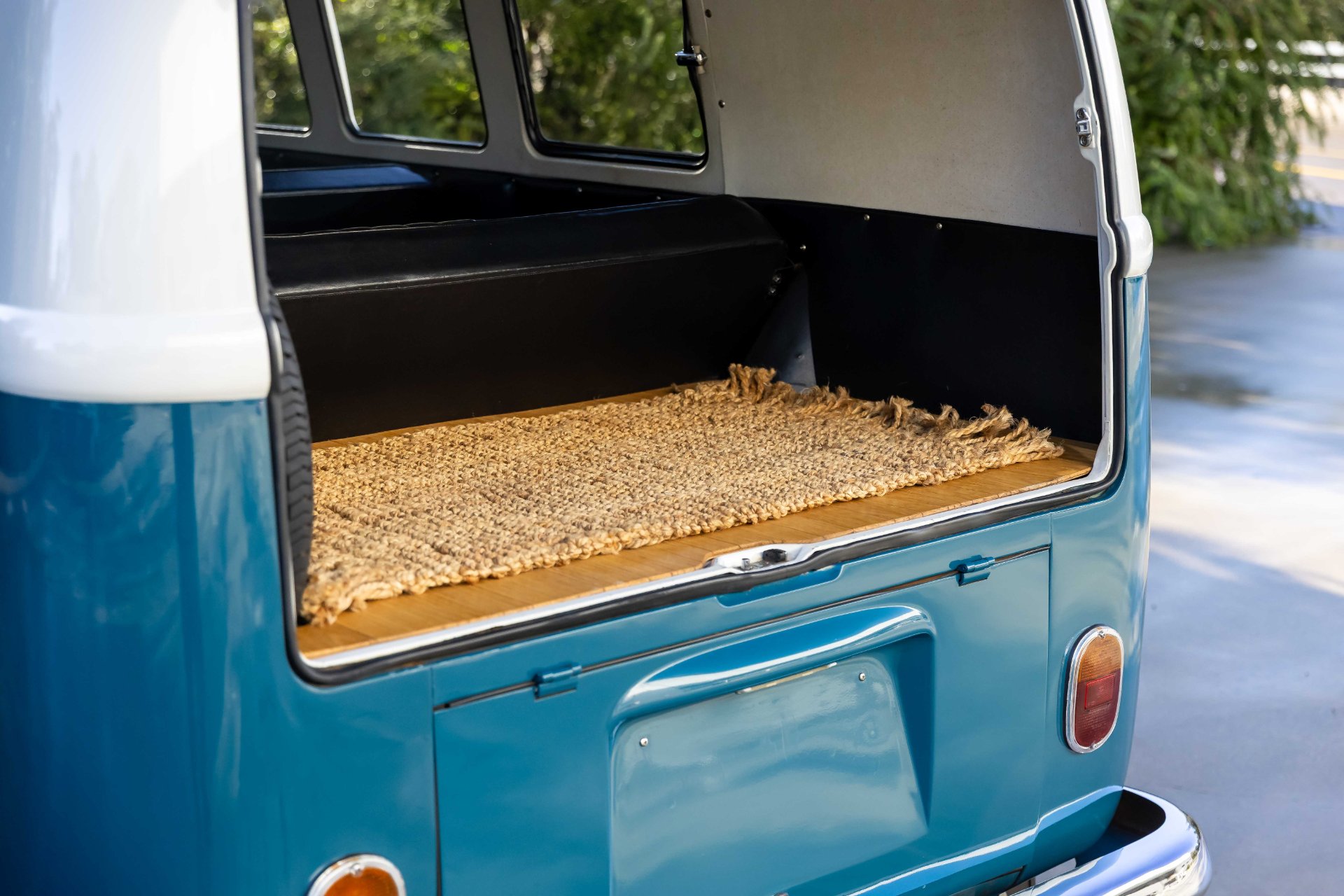 1966 VW Kombi T1 Splitscreen – Turn-Key 7-Seater Cruiser (1968cc Stroker)