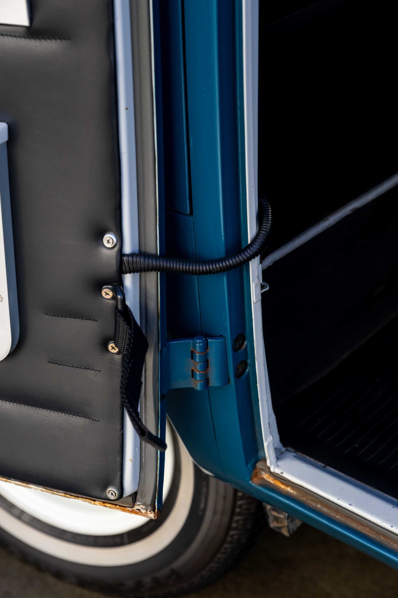 1966 VW Kombi T1 Splitscreen – Turn-Key 7-Seater Cruiser (1968cc Stroker)
