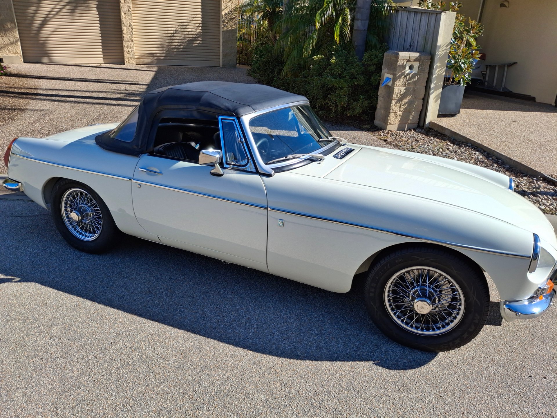 1971 MG MGB L SPORTS 4 SP MANUAL 2D ROADSTER 