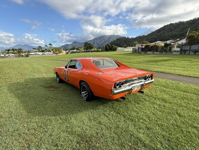 1968 DODGE CHARGER COUPE 