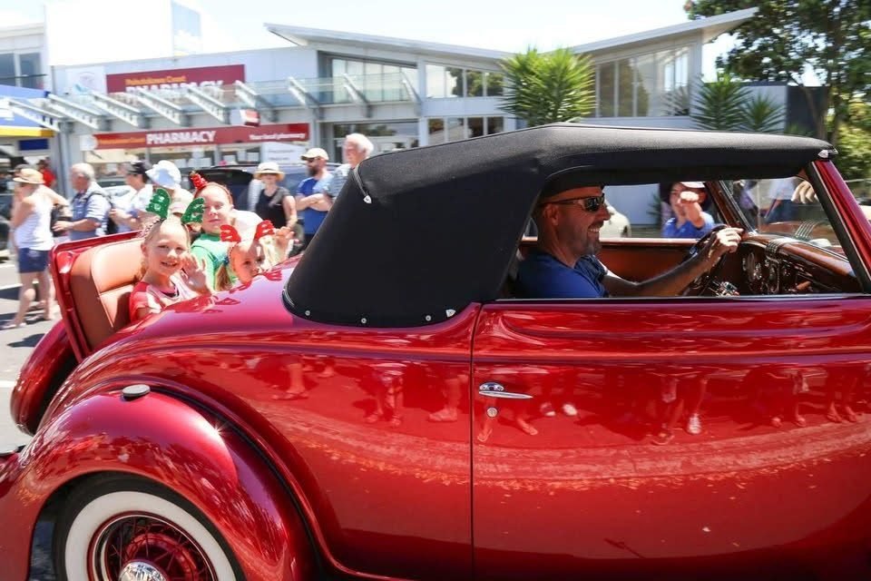 1935 Ford Other V8 CABRIOLET