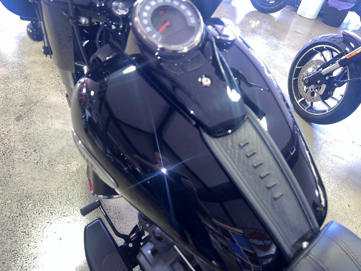 2022 HARLEY-DAVIDSON HERITAGE CLASSIC 114 (FLHCS) CRUISER