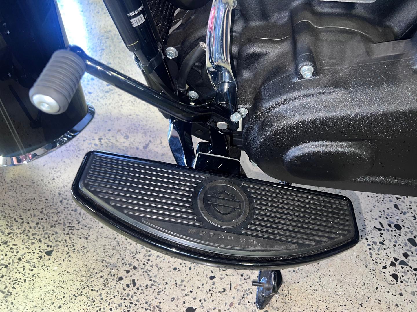 2022 HARLEY-DAVIDSON HERITAGE CLASSIC 114 (FLHCS) CRUISER