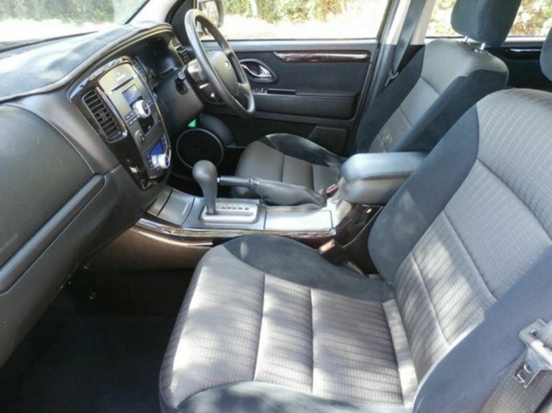 2010 FORD ESCAPE ZD