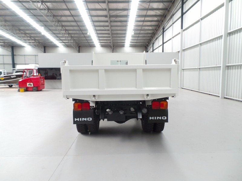2016 HINO FC 1022-500 Series FC 1022-500 Series Truck