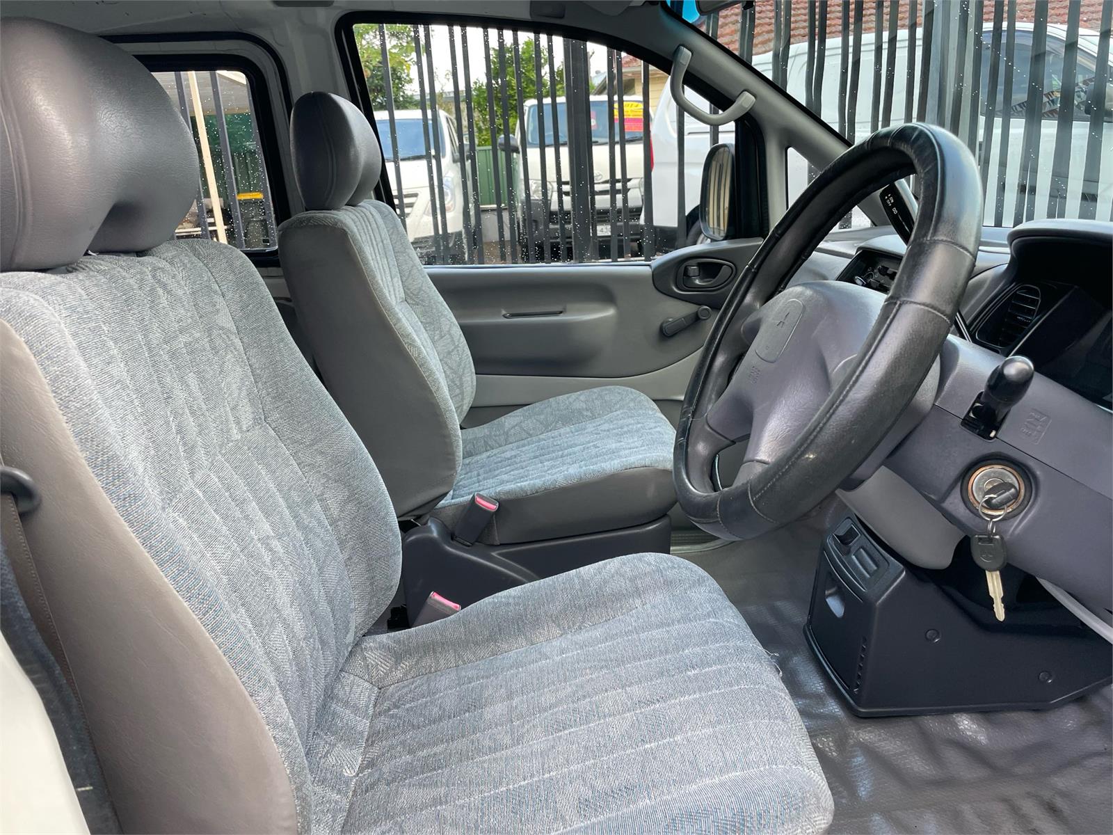2004 MITSUBISHI EXPRESS WA-MY04 4 SP AUTOMATIC WALK-THRU VAN