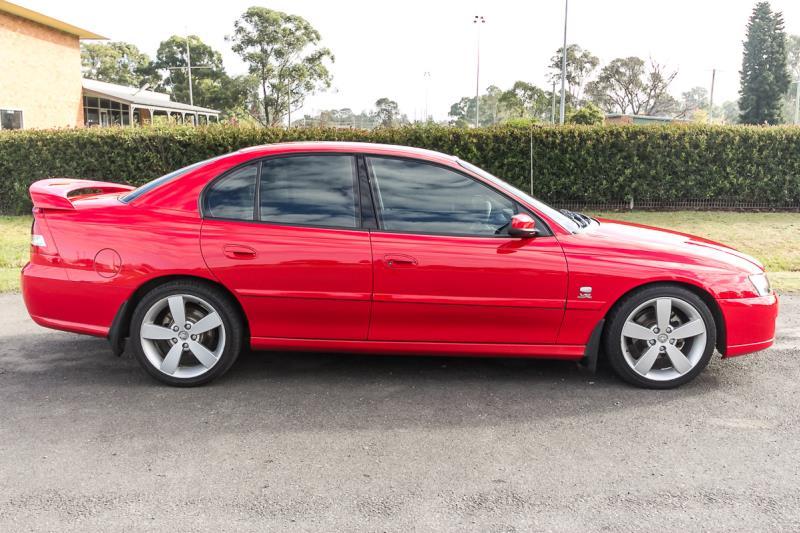 2004 HOLDEN COMMODORE LUMINA VZ