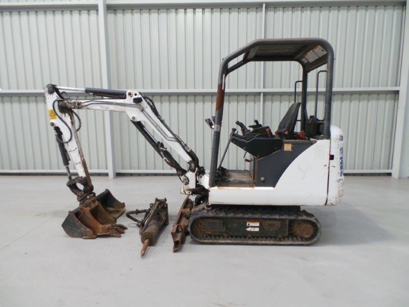2006 BOBCAT 323J