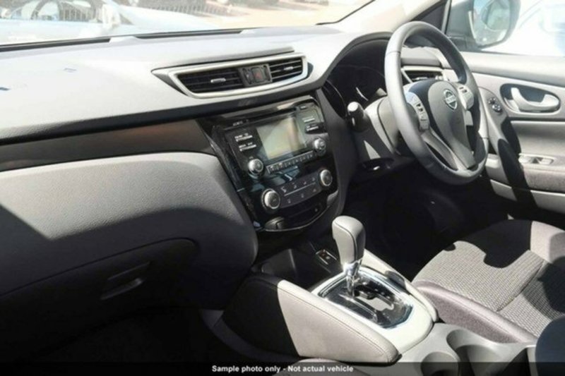 2017 NISSAN QASHQAI ST (4x2) J11