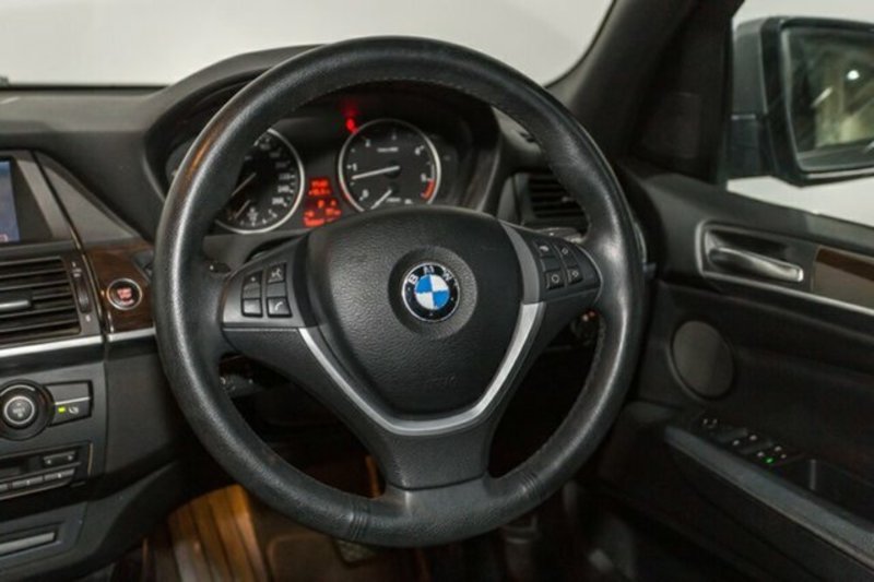2012 BMW X5 xDRIVE 40d SPORT E70 MY12 UPGRADE