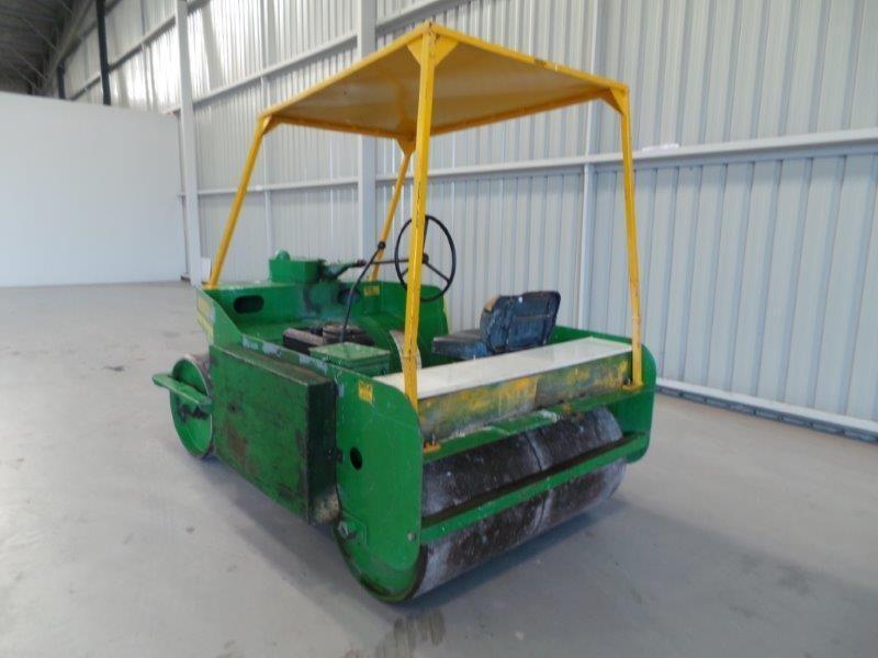 MENTAY CRICKET PITCH ROLLER