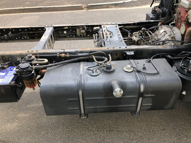 2013 HINO 616 - 300 SERIES TRUCK CAB CHASSIS