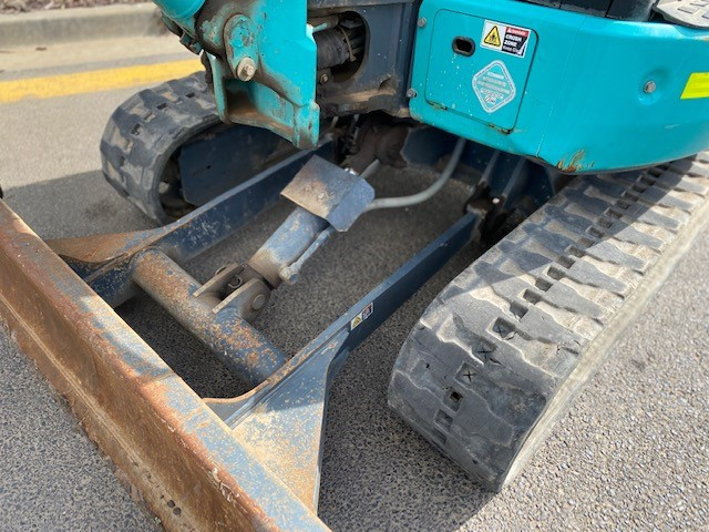 2015 KOBELCO SK30SR-6 EXCAVATOR
