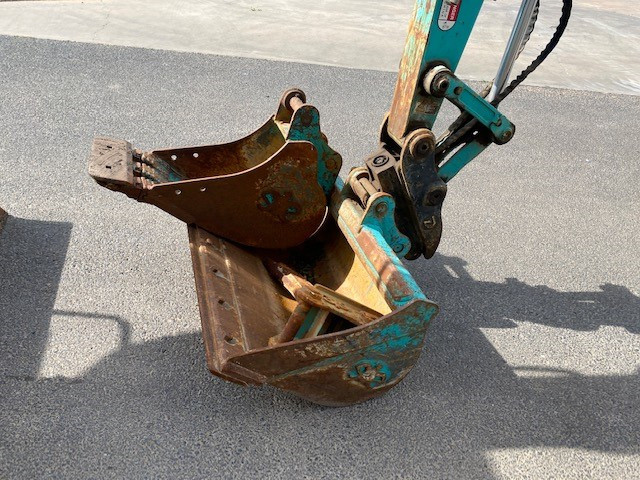 2015 KOBELCO SK30SR-6 EXCAVATOR
