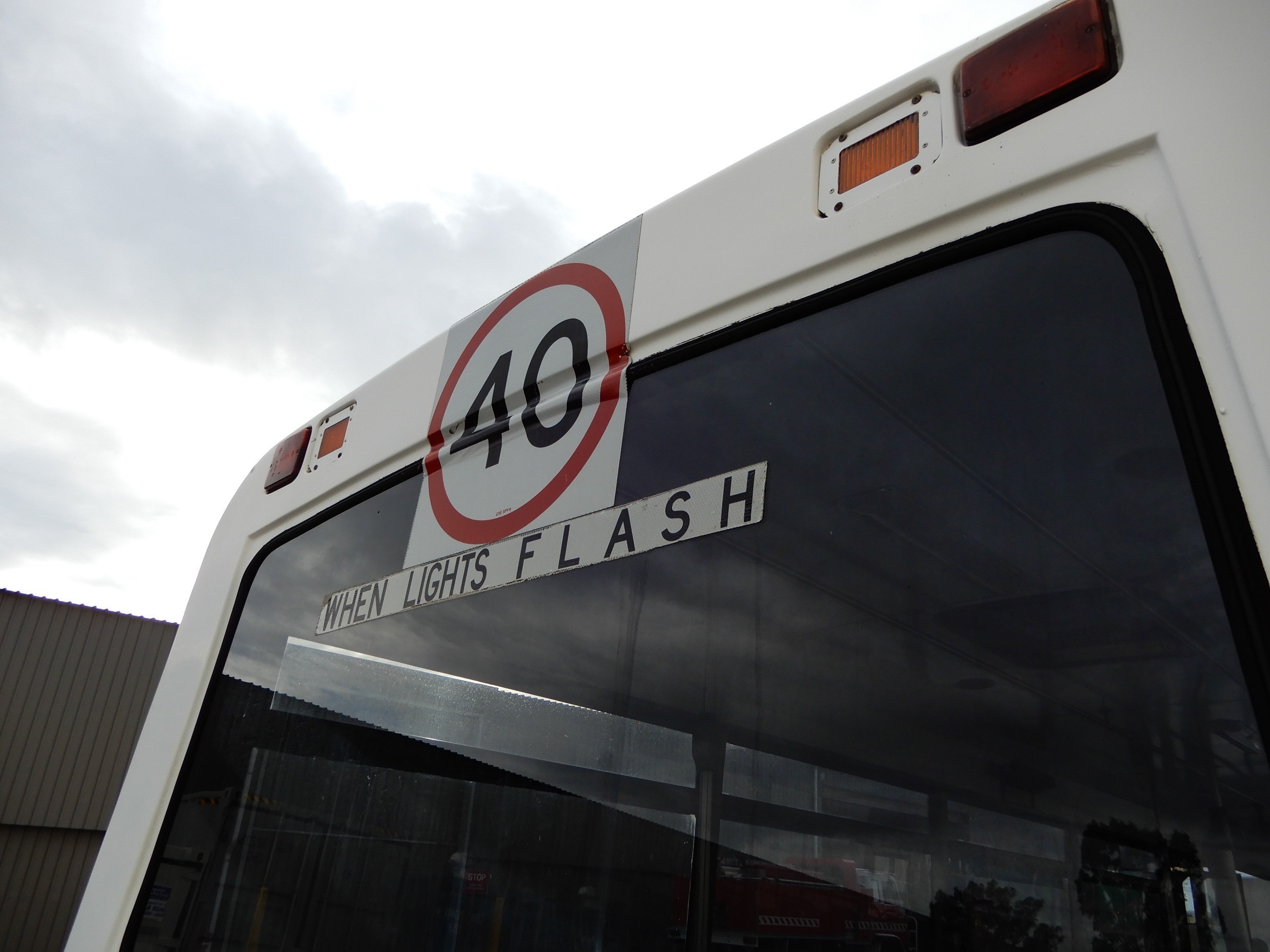 1995 MERCEDES-BENZ ECONMASTER BUS SCHOOL BUS