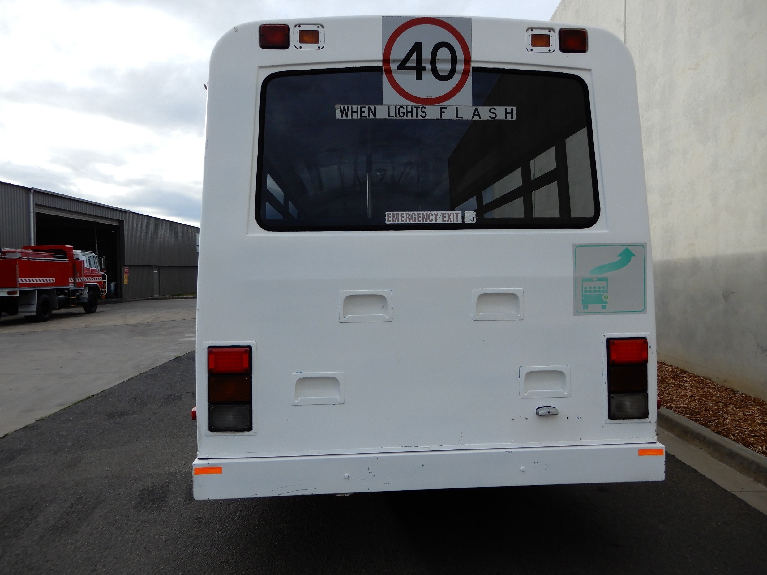 1995 MERCEDES-BENZ ECONMASTER BUS SCHOOL BUS