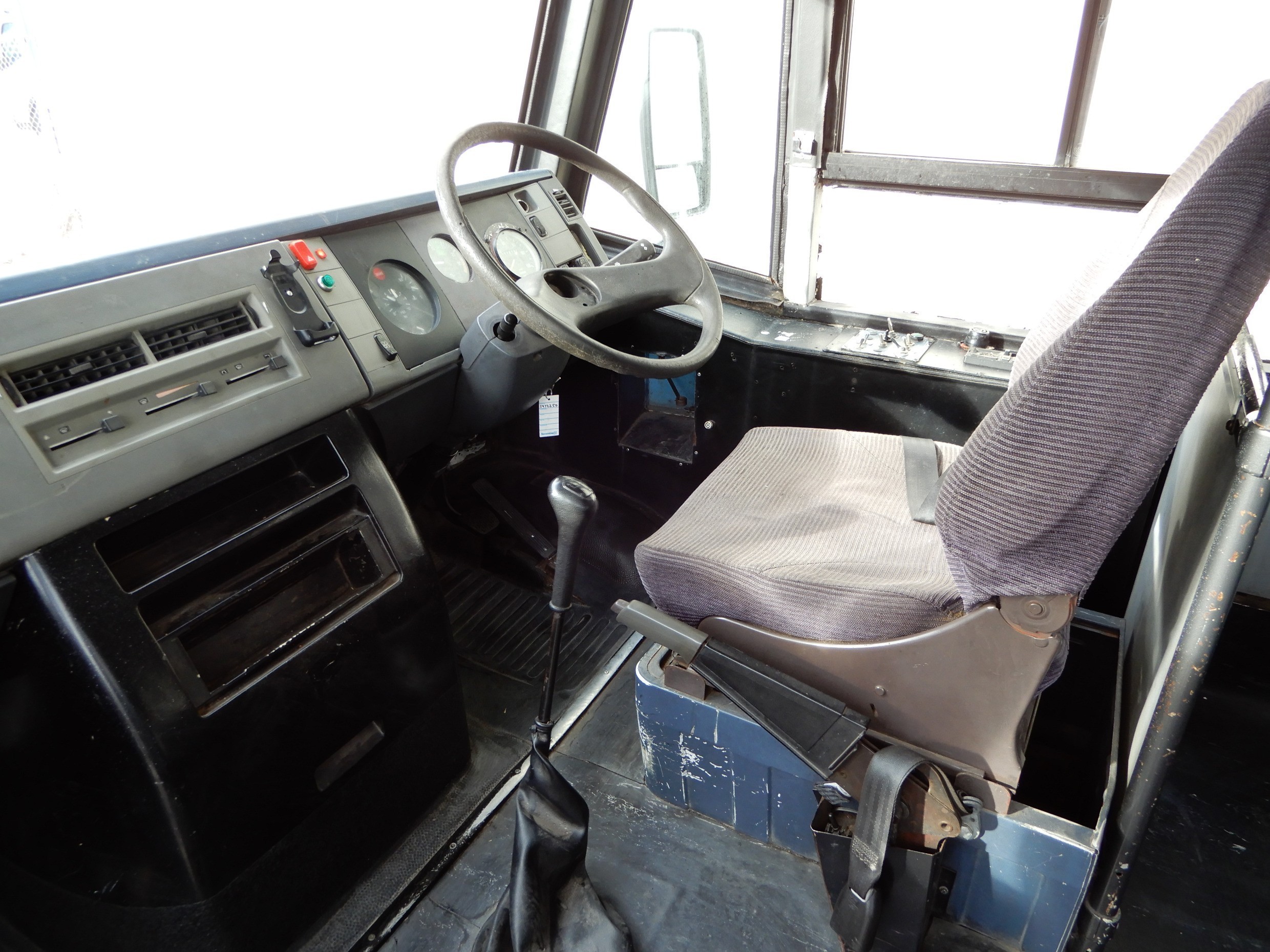1995 MERCEDES-BENZ ECONMASTER BUS SCHOOL BUS