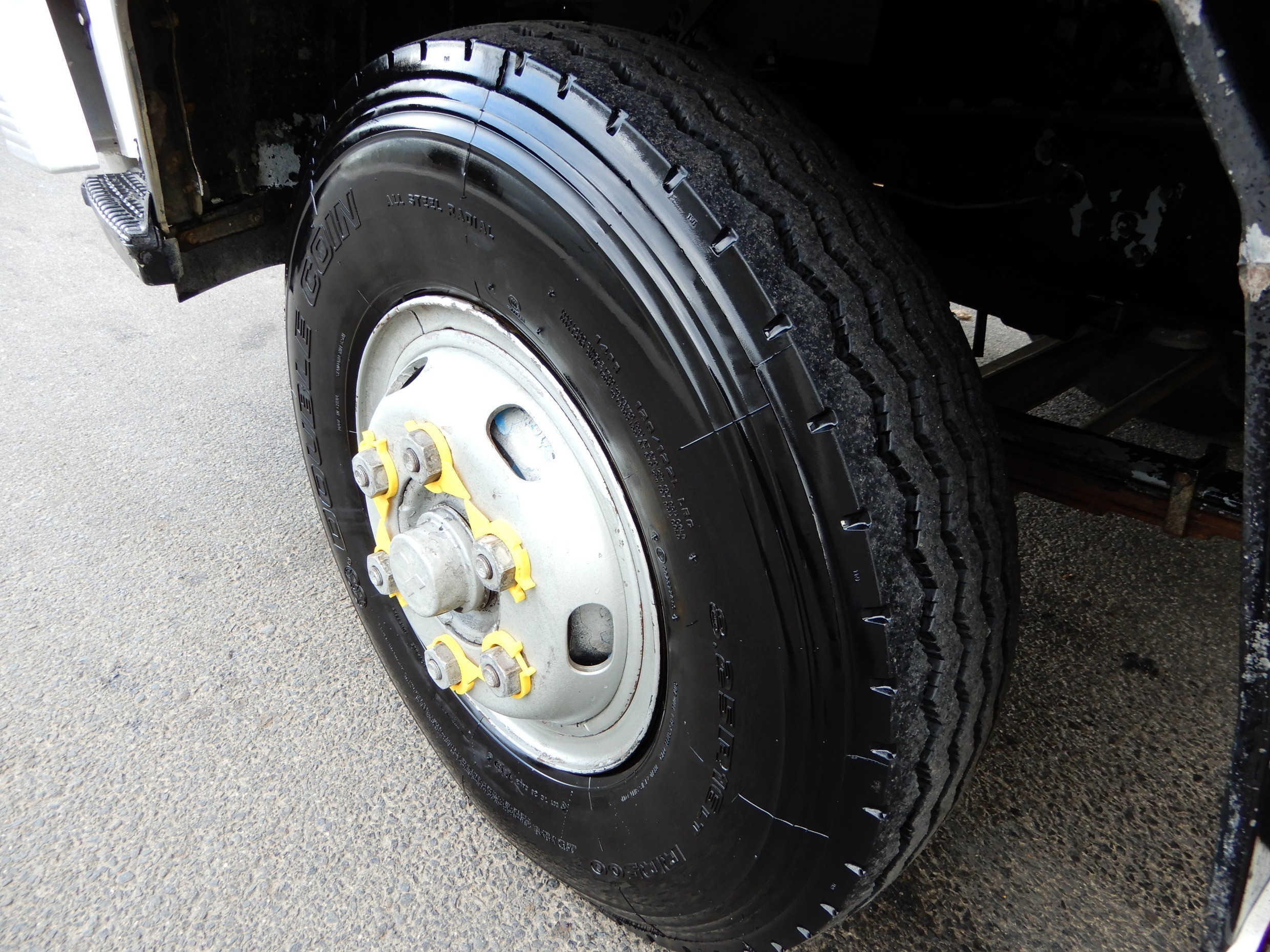 1987 MITSUBISHI FK415 TRUCK MANUAL CAB CHASSIS