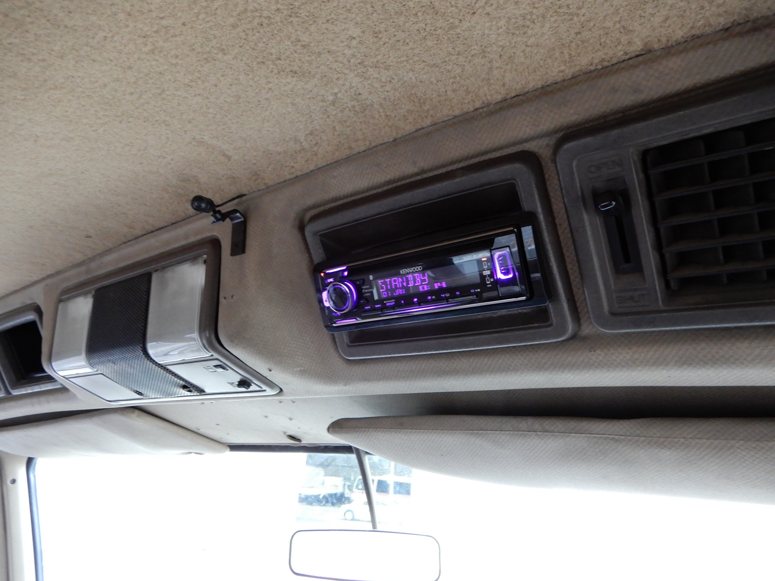 1987 MITSUBISHI FK415 TRUCK MANUAL CAB CHASSIS