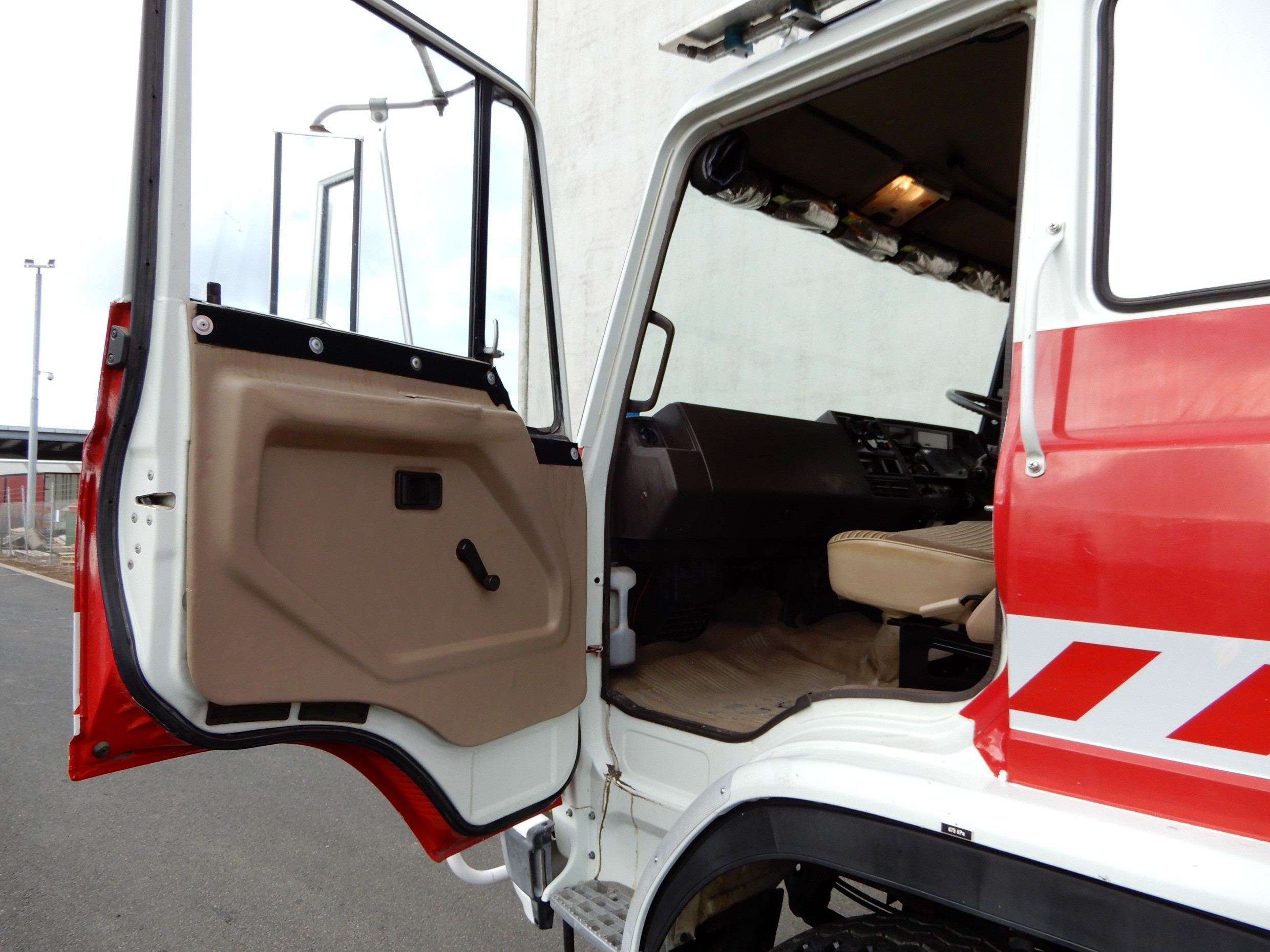 1990 HINO FT 4WD FIRE TRUCK