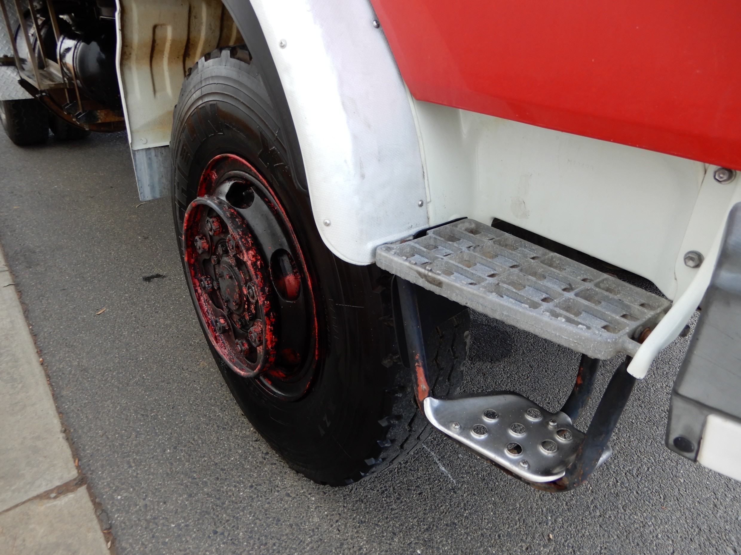 1990 HINO FT 4WD FIRE TRUCK