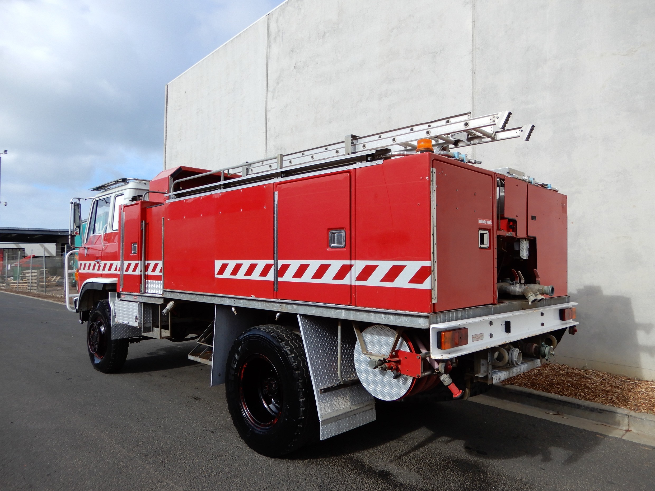 1990 HINO FT 4WD FIRE TRUCK