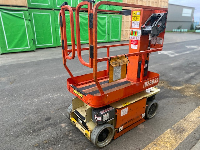2010 JLG 1320ES VERTICAL MAST LIFT