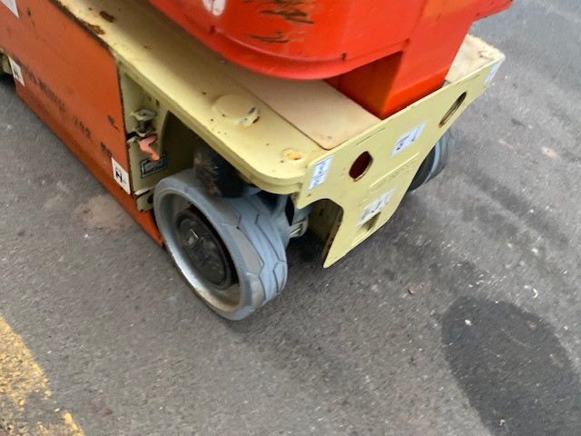 2010 JLG 1320ES VERTICAL MAST LIFT