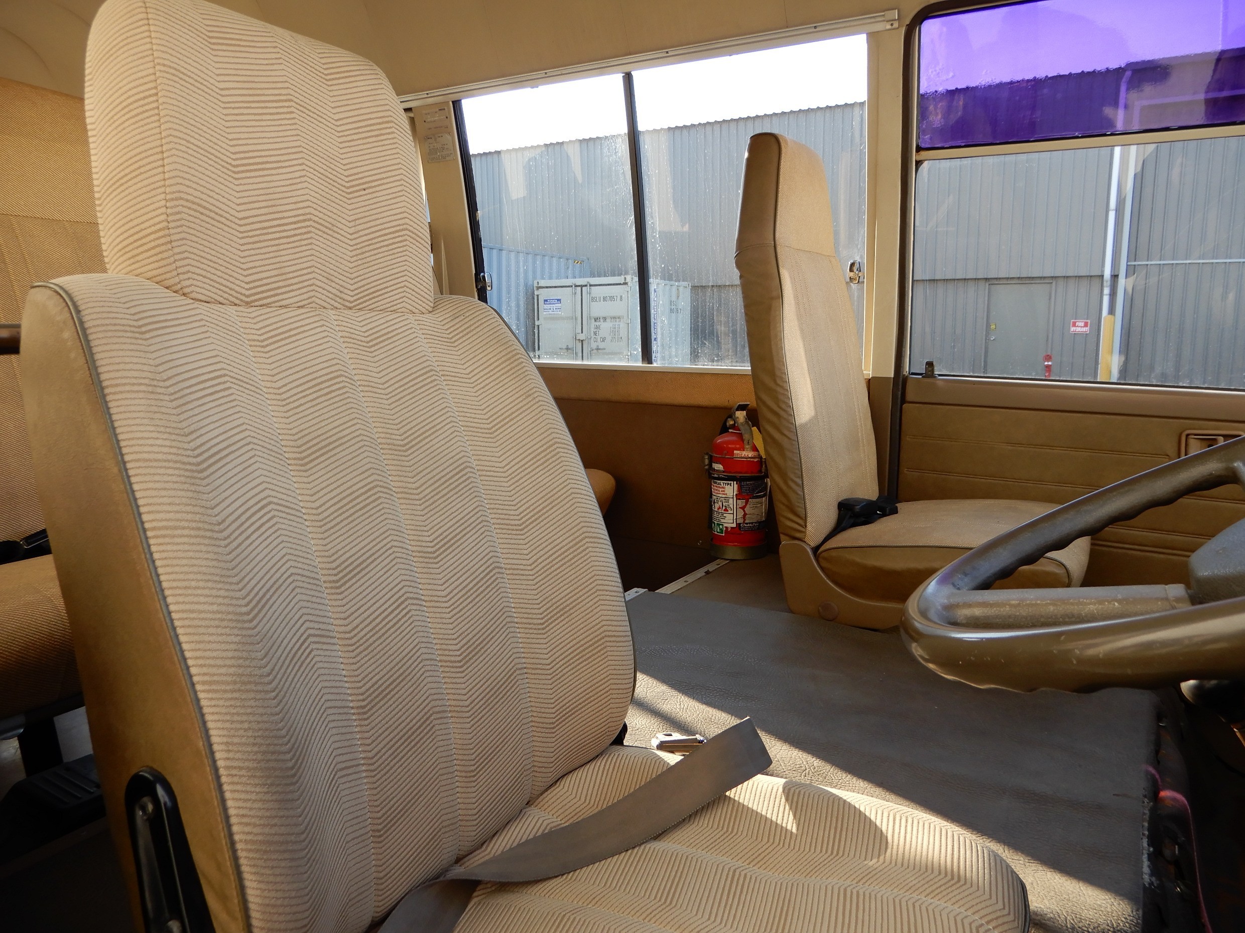 1989 MAZDA T3500 BUS MISC-BUS