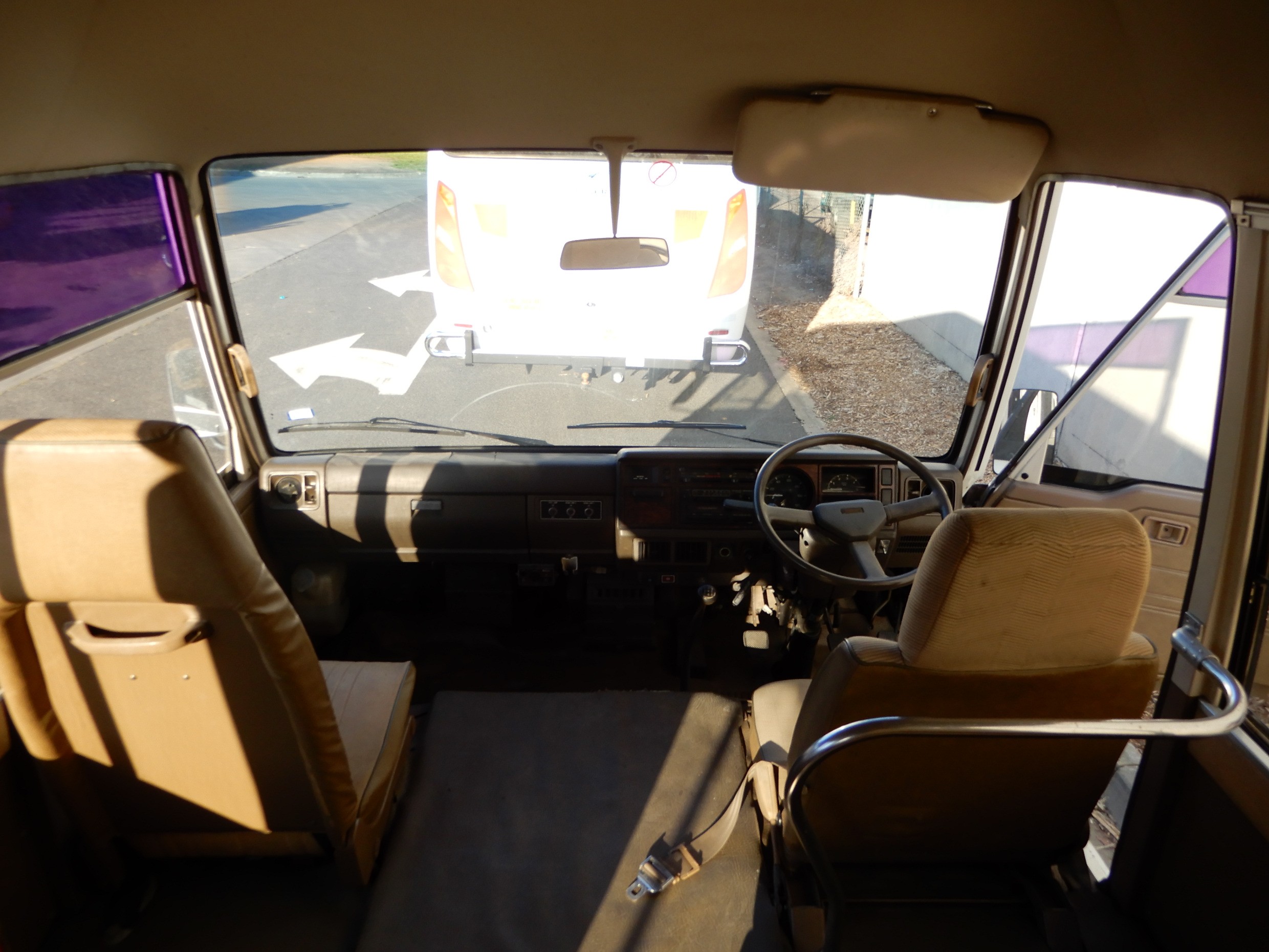 1989 MAZDA T3500 BUS MINI BUS