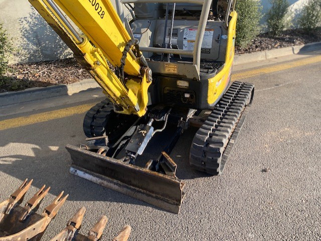 2010 YANMAR VIO17 EXCAVATOR
