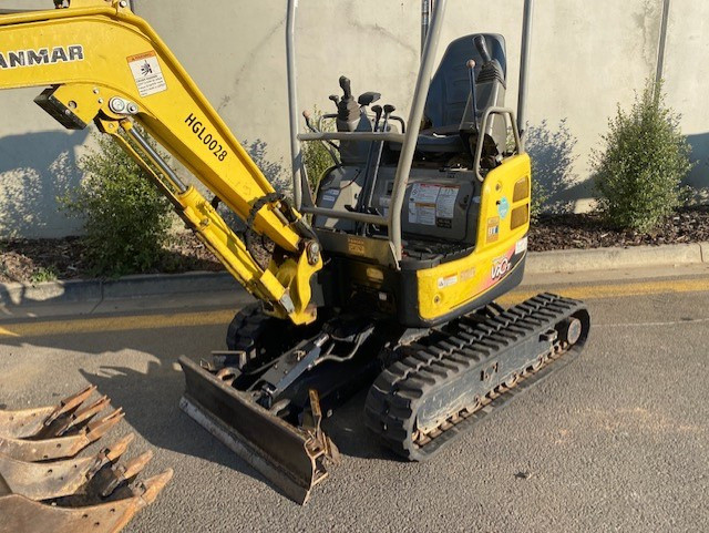 2010 YANMAR VIO17 EXCAVATOR