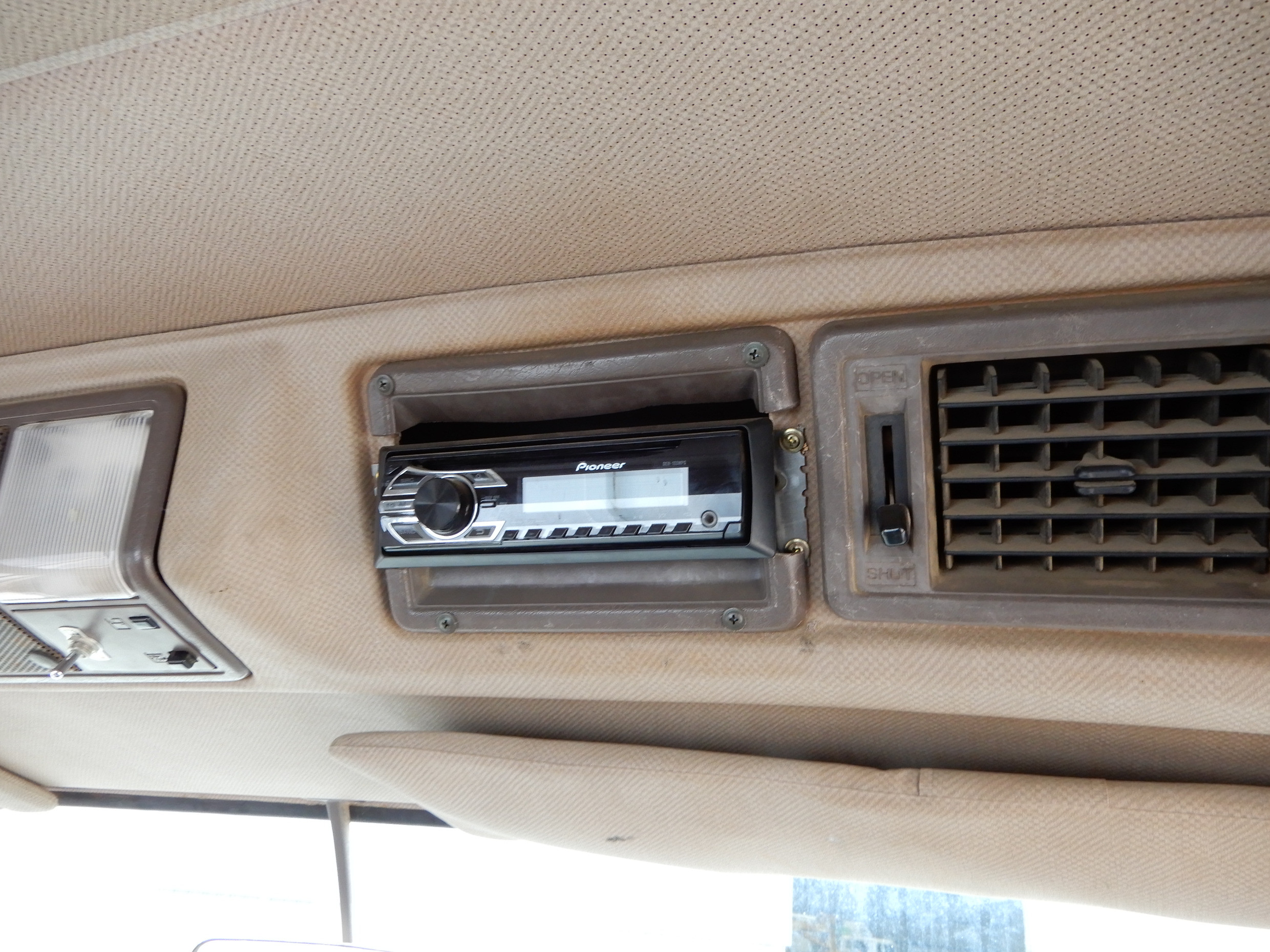 1990 MITSUBISHI FK MANUAL TIPPER