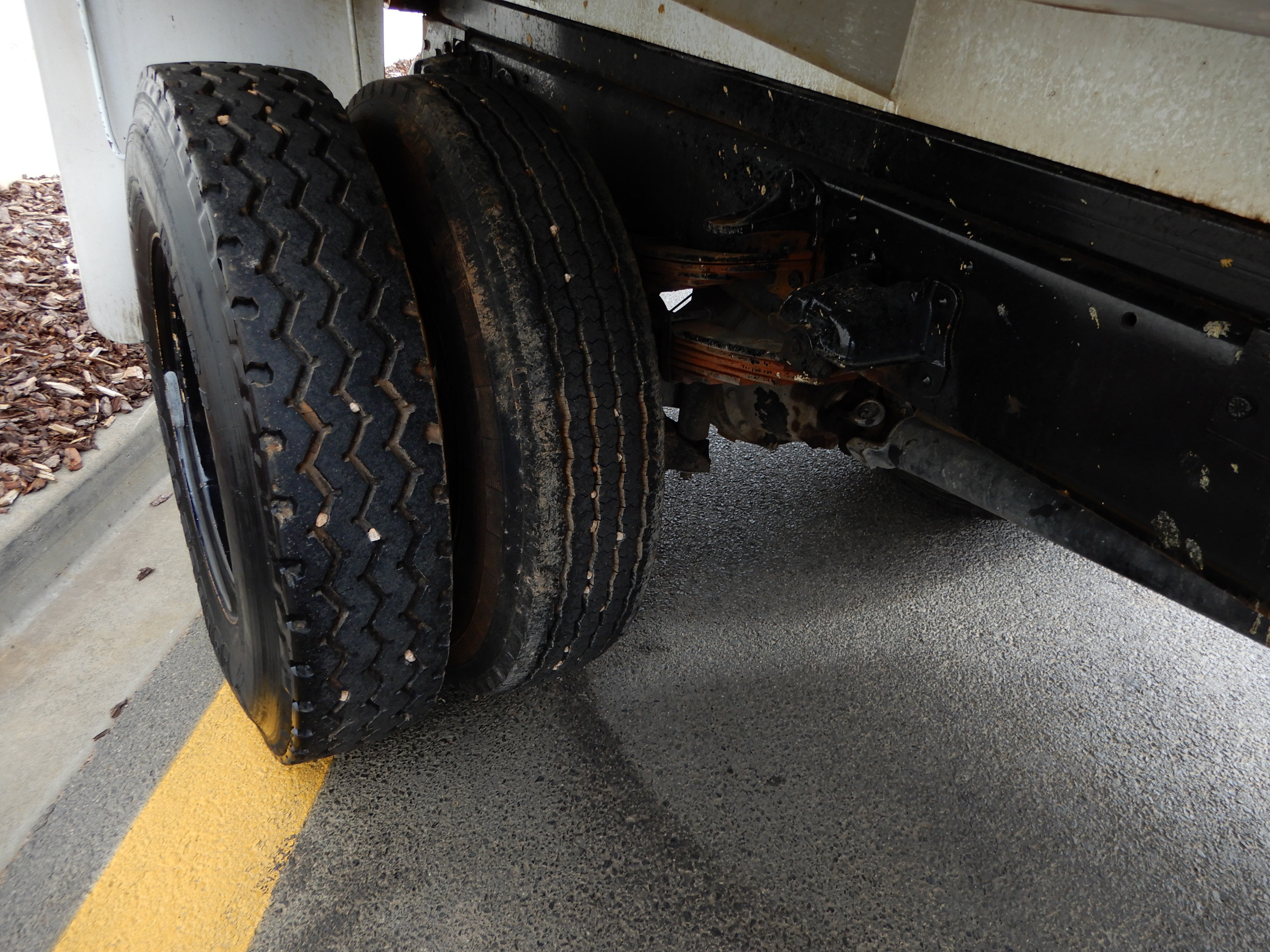 1990 MITSUBISHI FK MANUAL TIPPER