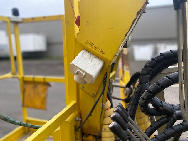 2009 LEGUAN 125-20 EWP BOOM LIFT