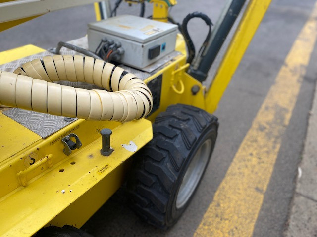 2009 LEGUAN 125-20 EWP BOOM LIFT