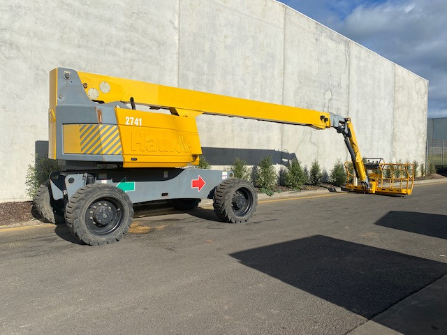 2010 HAULOTTE H28TJ BOOM LIFT