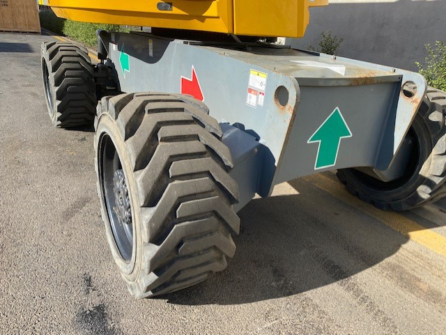 2010 HAULOTTE H28TJ BOOM LIFT
