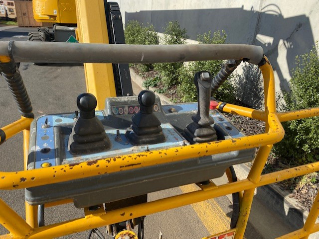 2010 HAULOTTE H28TJ BOOM LIFT