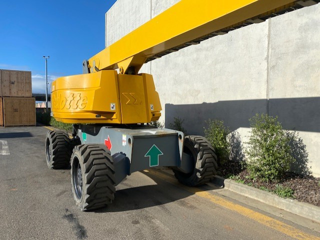 2010 HAULOTTE H28TJ BOOM LIFT