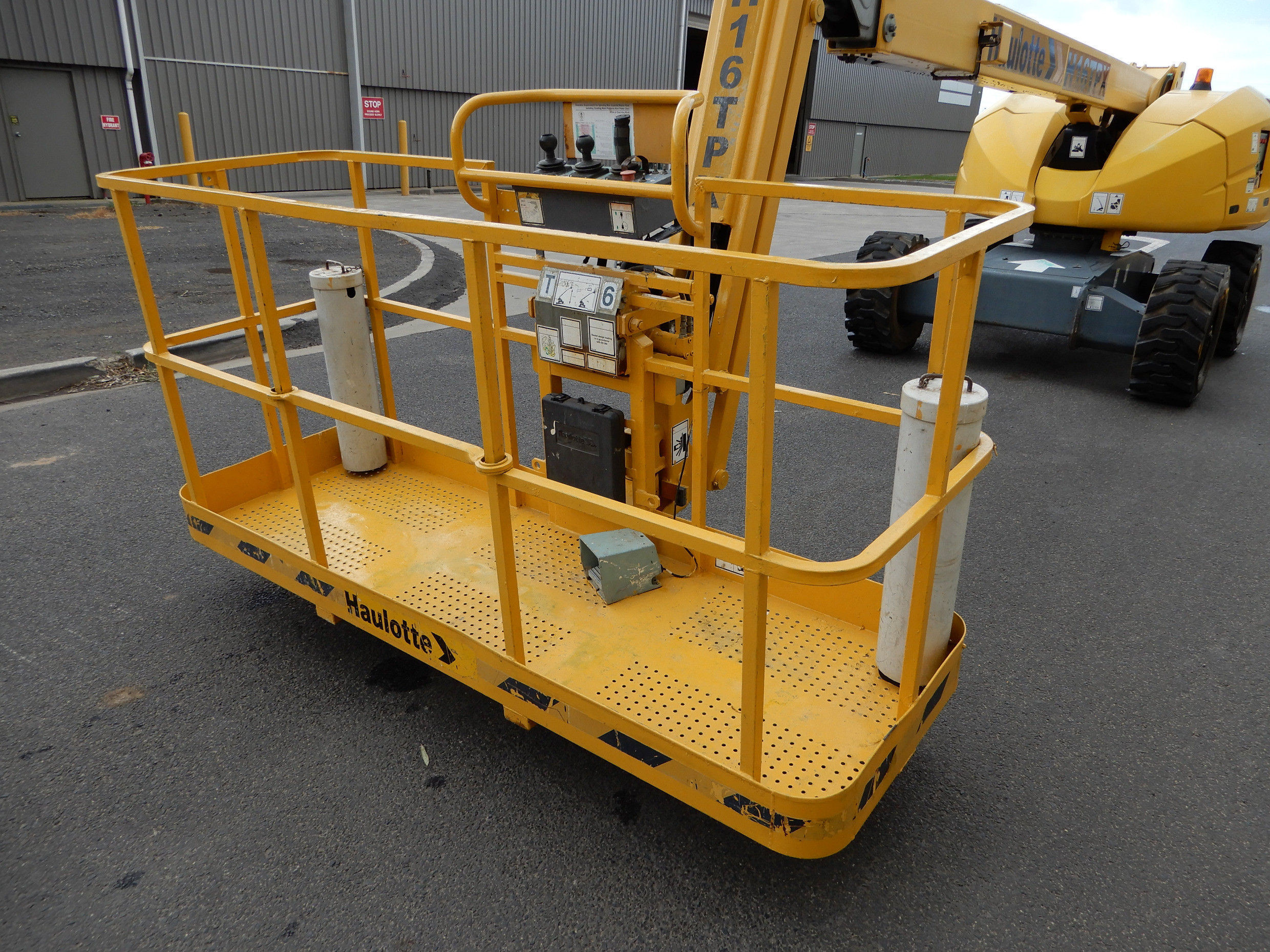 2008 HAULOTTE HA16PXNT ACCESS & HEIGHT SAFETY BOOM LIFT